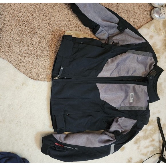 Motorcycle jacket - Picture 3 of 11